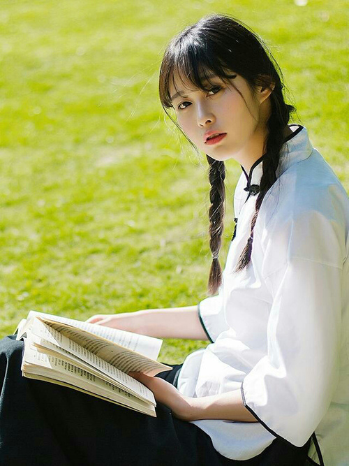 fb体育赛事平台-弗朗索瓦·斯图尔特：凭借丰富经验，成为南非队稳健中场的支柱